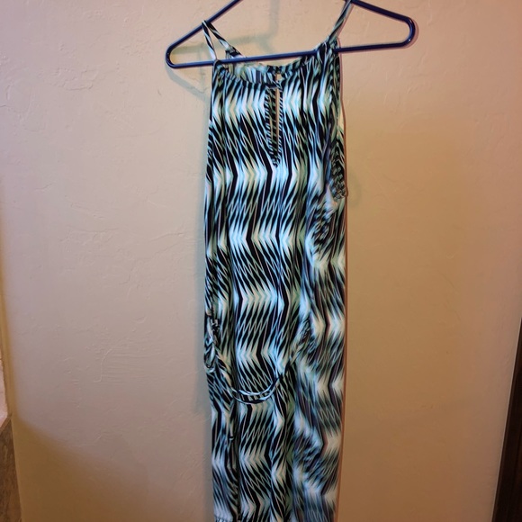 Dress - Picture 1 of 2